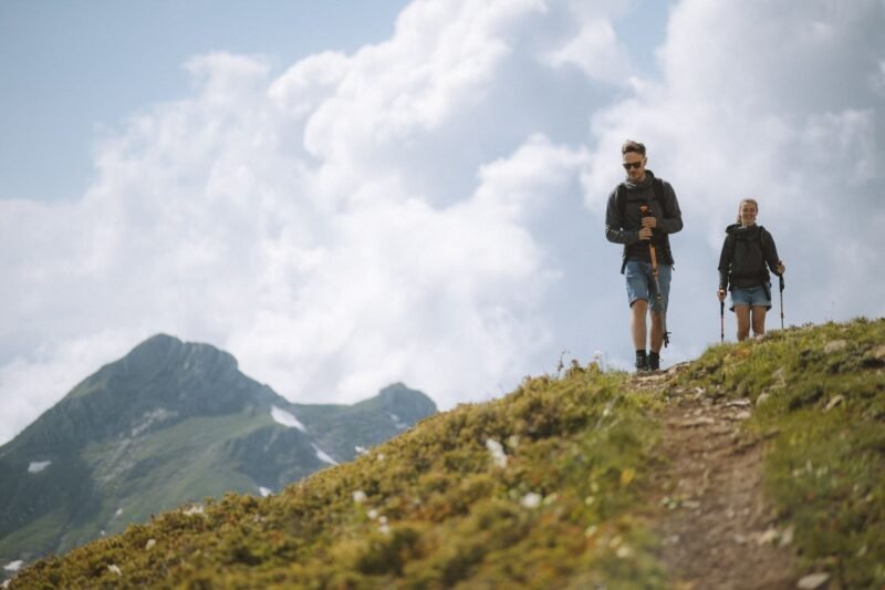 Guided Trail Hike with Photos
